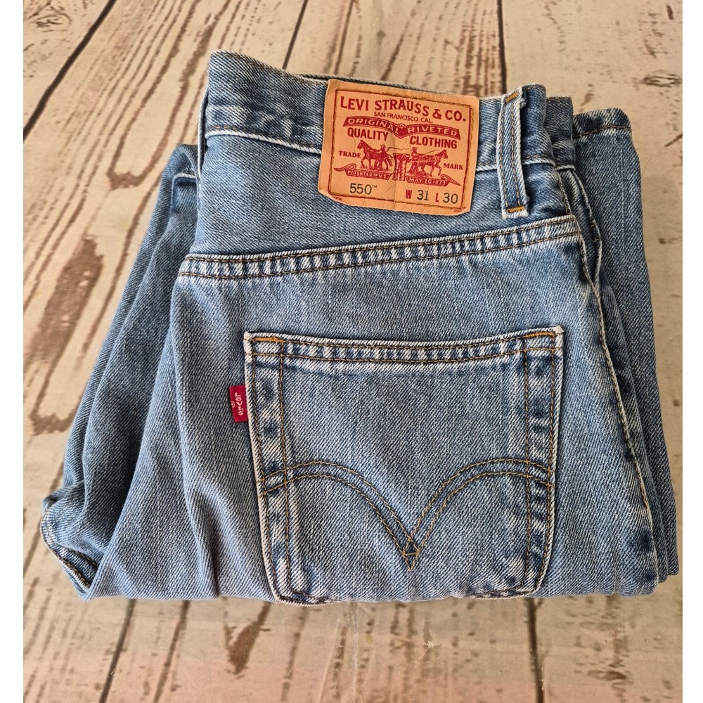 Levis 550 Relaxed Fit Jeans Mens 31x30 Medium Wash Tapered Leg Denim